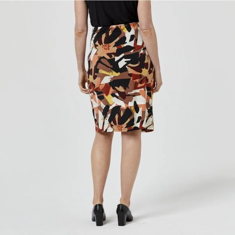 Jane Lamerton D Ring Wrap Skirt Floral 4 Jane Lamerton D Ring Wrap Skirt Floral - Image 2