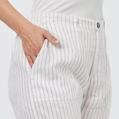 Khoko Collection Linen Shorts Auburn