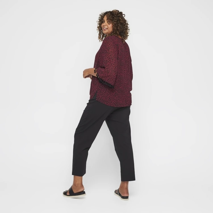 Khoko Plus Bengaline 7/8 Length Pant Black 5 Khoko Plus Bengaline 7/8 Length Pant Black - Image 3