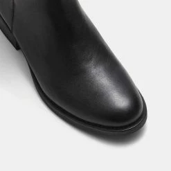 Natural Comfort Comet Leg Boot With Buckle Detail Black