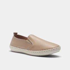 Just Bee Coble Twin Gusset Slip On Beige 8 Just Bee Coble Twin Gusset Slip On Beige -women's clothing Sales 630574 C 0250 00 3