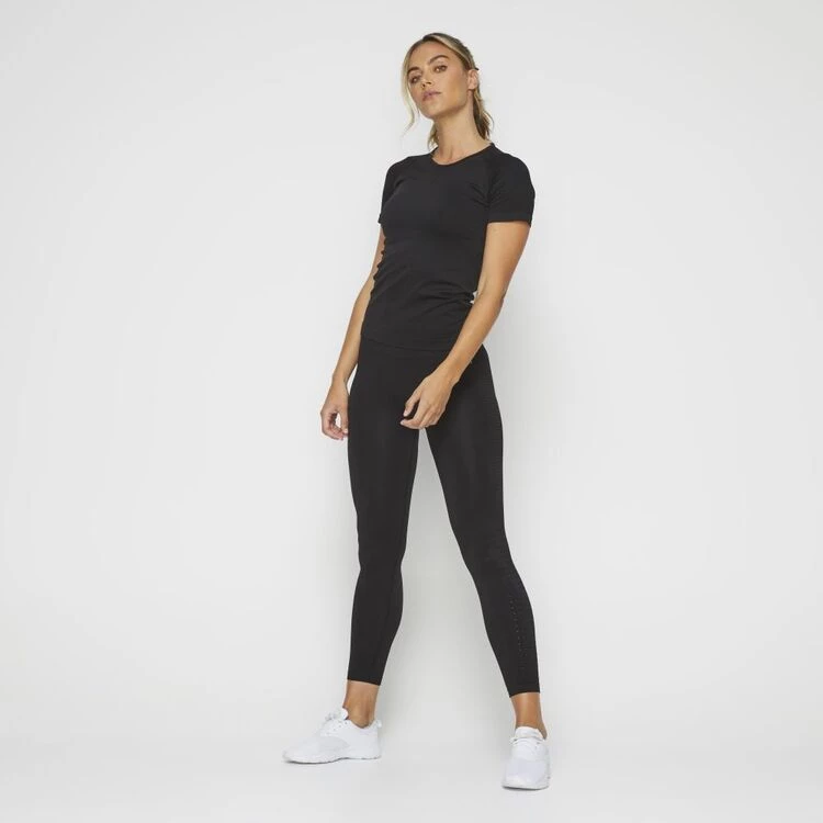 LMA Active Seamless Tee Black 5 LMA Active Seamless Tee Black - Image 3