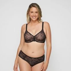 Triumph Amourette Charm Lace Underwire Bra Black -women's clothing Sales 631907 C 0001 00 6