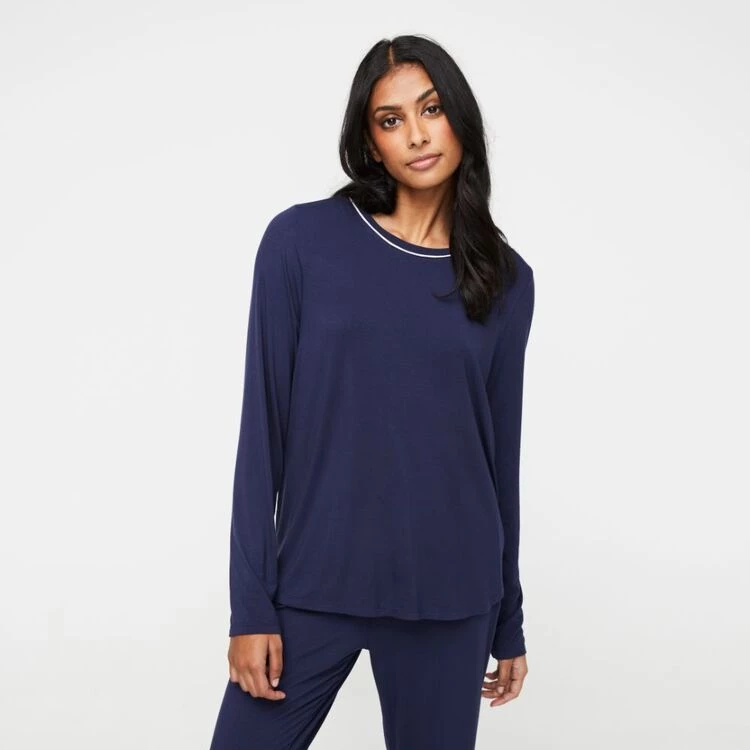 Sash & Rose Bamboo Curved Hem Long Sleeve Tee Navy 5 Sash & Rose Bamboo Curved Hem Long Sleeve Tee Navy - Image 3